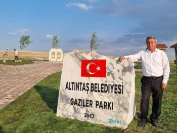Biz Çalışıyoruz  Altıntaş Güzelleşiyor ::*::Altıntaş İçin Canla Başla::*::