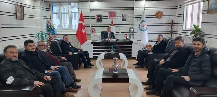 Eğitim Bir-Sen Kütahya Şube Başkanımız, Sn. Fatih Köse ve Yönetim Kurulu üyeleri Belediyemizi ziyaret ettiler.